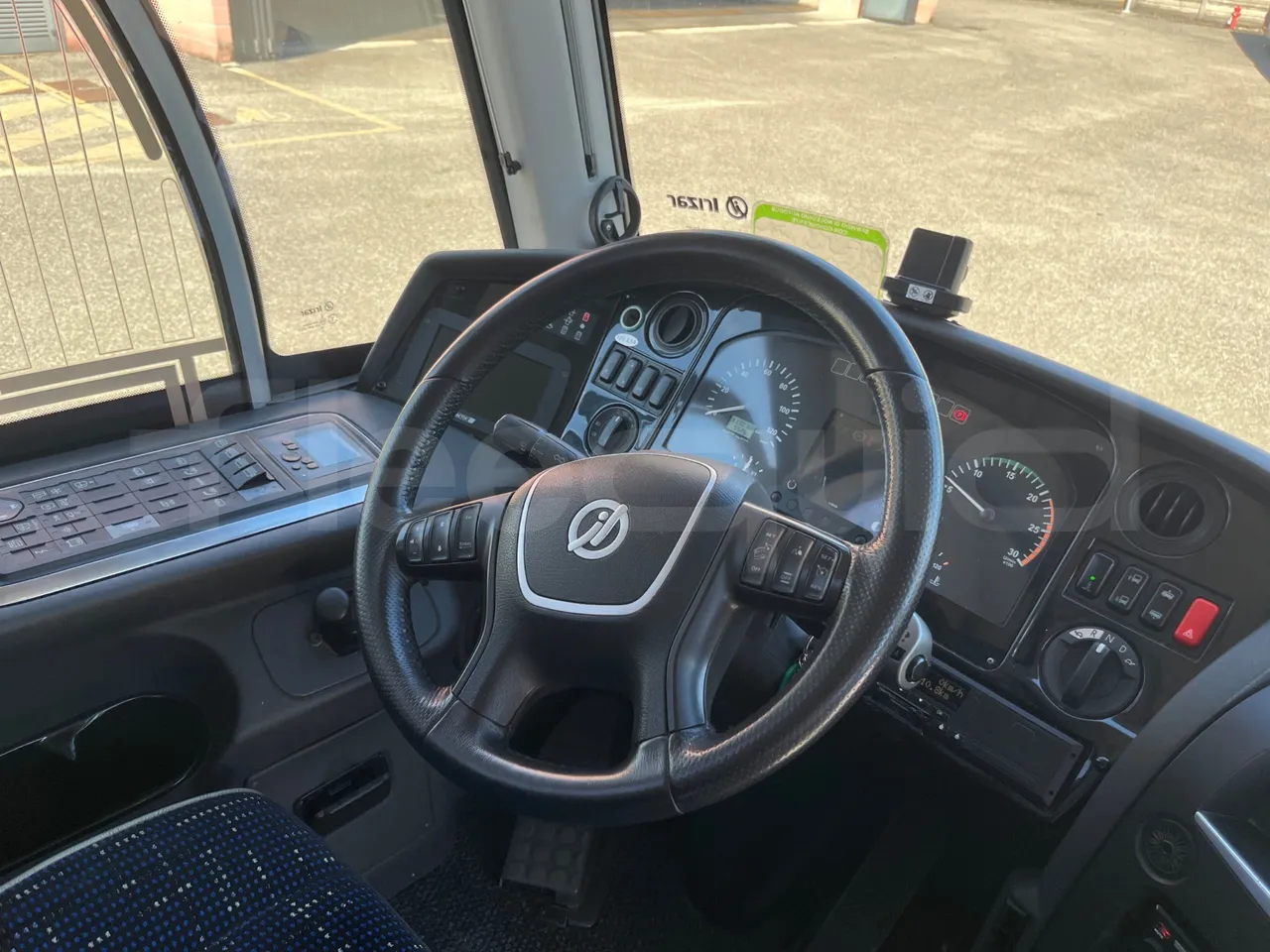 Irizar i6 AD2 I6 13.35- EUR6 - 320kW - 12.92m - steering wheel photo