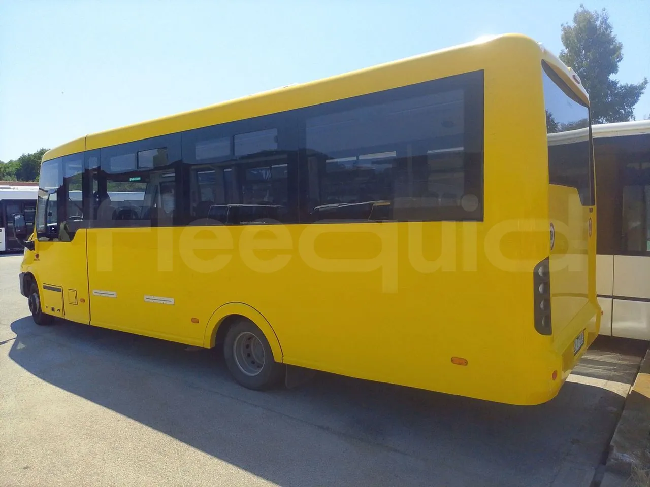 Iveco Indcar WGIVMY11 MOBI SCUOLABUS - EUR6 - 100Kw - 8,592m - 3/4 left rear side