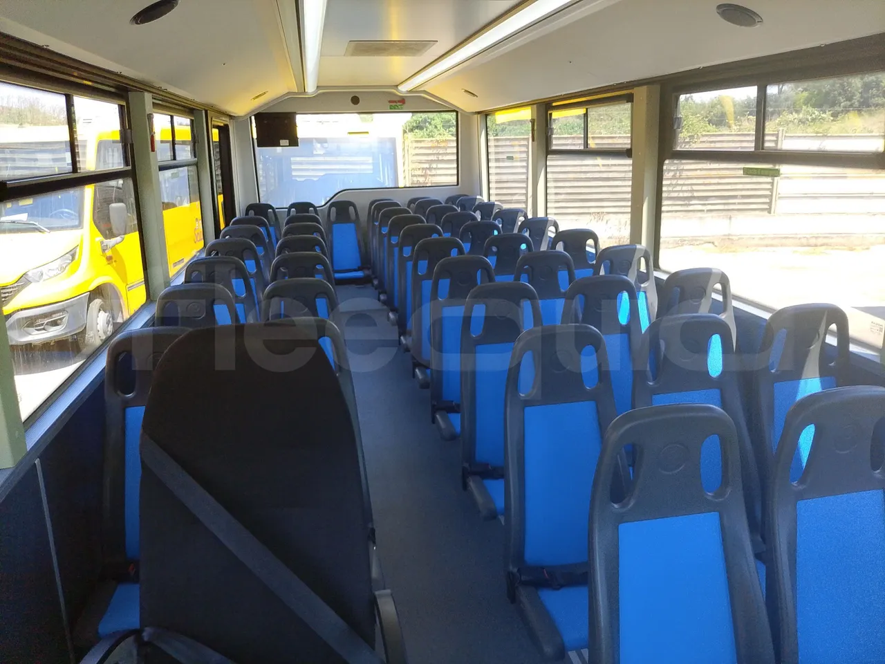 Iveco Indcar WGIVMY11 MOBI SCUOLABUS - EUR6 - 100Kw - 8,592m - interior reverse seats driver height (mandatory for bus to scrap)