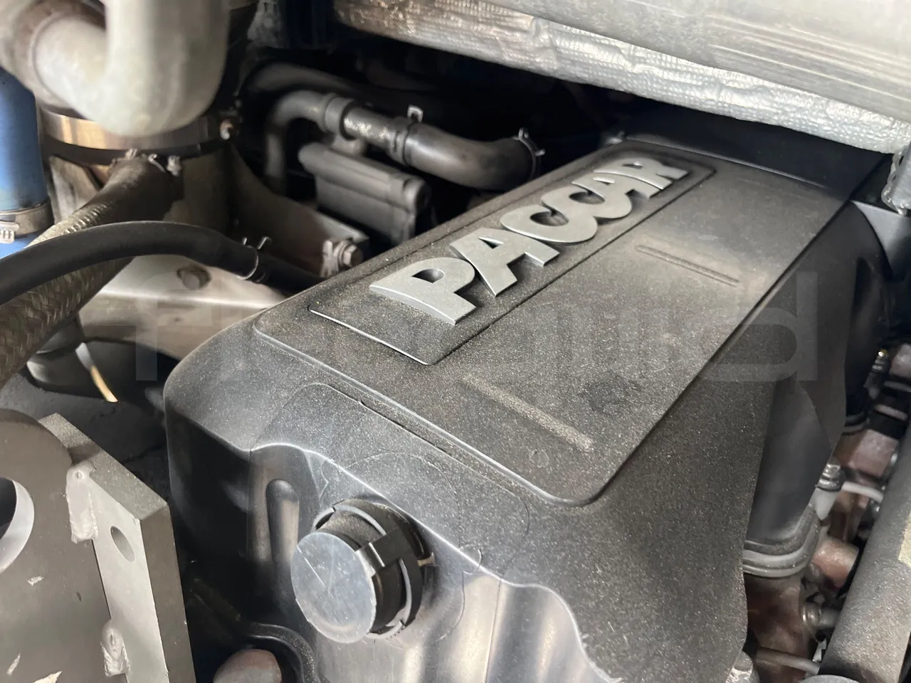 Vdl Futura FHD2129.410 -EUR5-300kW -12.875m - engine plate photo