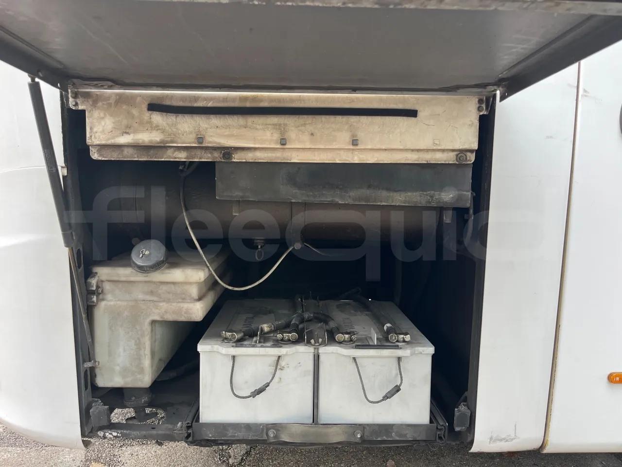 Vdl Futura FHD2129.410 -EUR5-300kW -12.875m - jack and driver keys