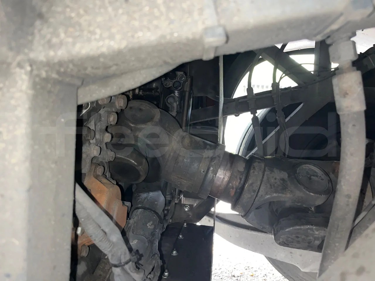 Vdl Futura FHD2129.410 -EUR5-300kW -12.875m - driveshaft photo