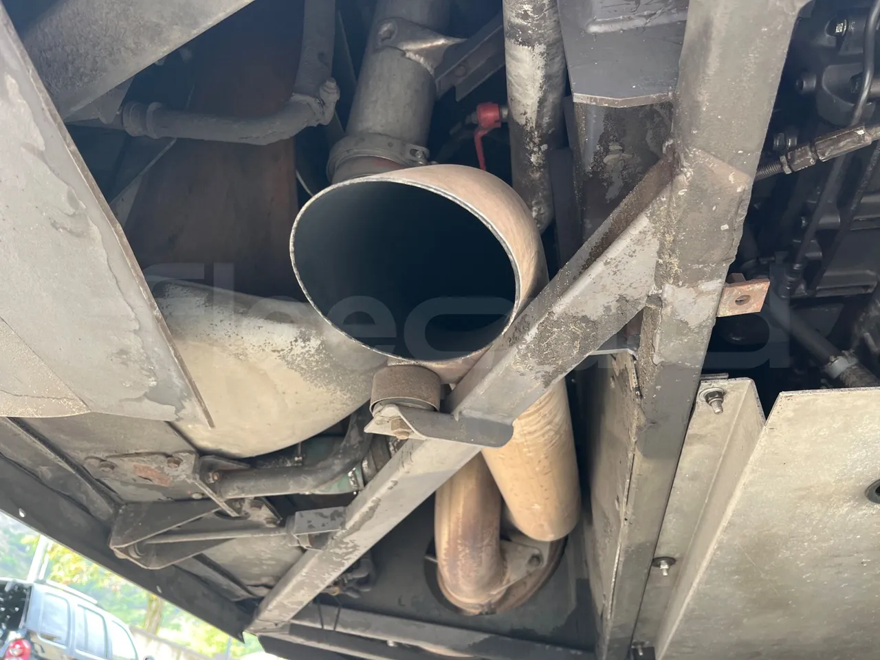 Vdl Futura FHD2129.410 -EUR5-300kW -12.875m - exhaust photo