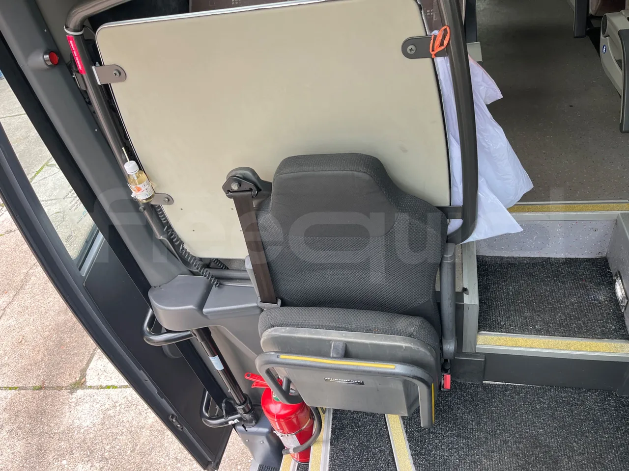 Vdl Futura FHD2129.410 -EUR5-300kW -12.875m - hostess seat photo