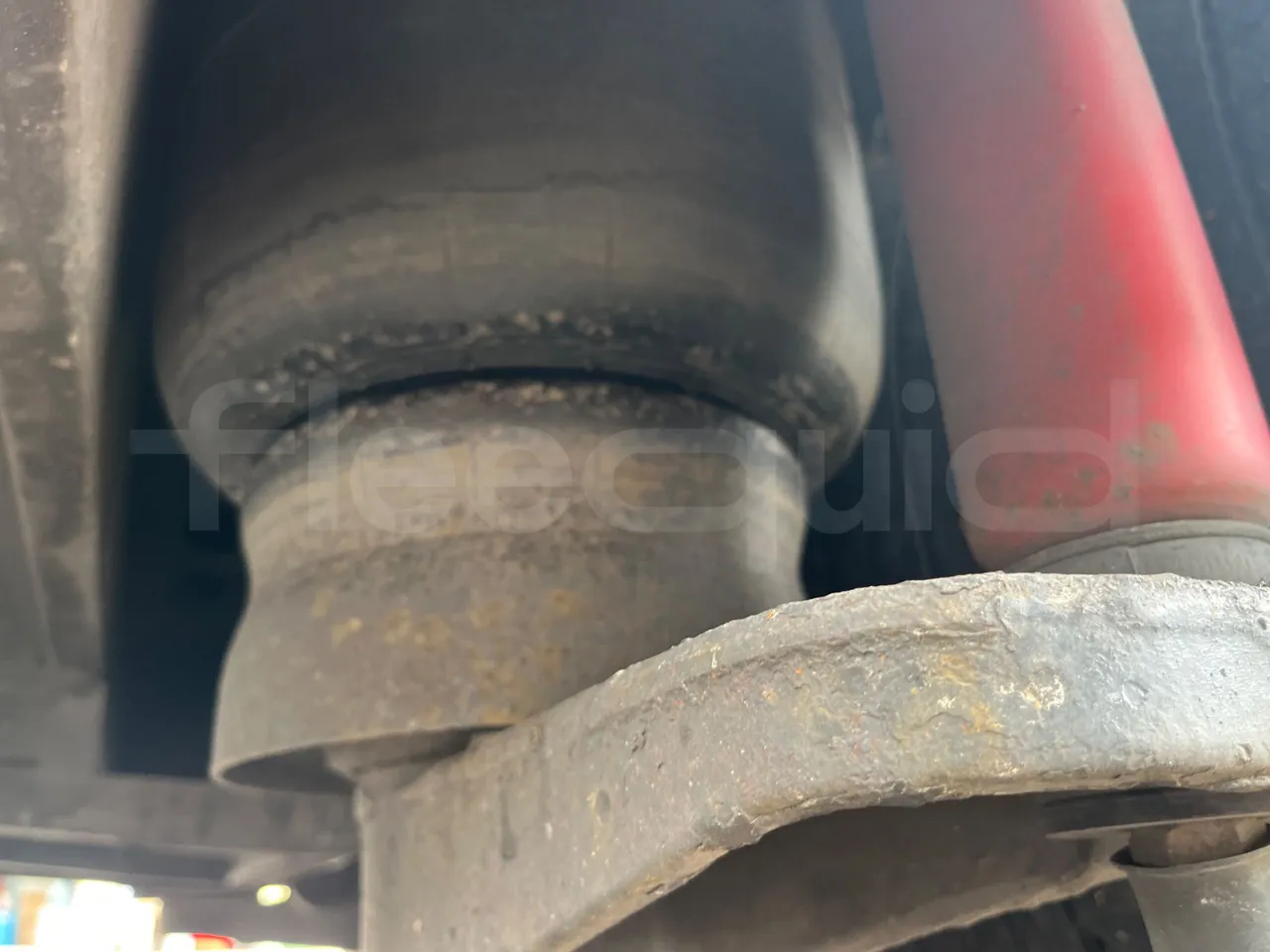 Vdl Futura FHD2129.410 -EUR5-300kW -12.875m - axle 2 shock absorbers 1 left