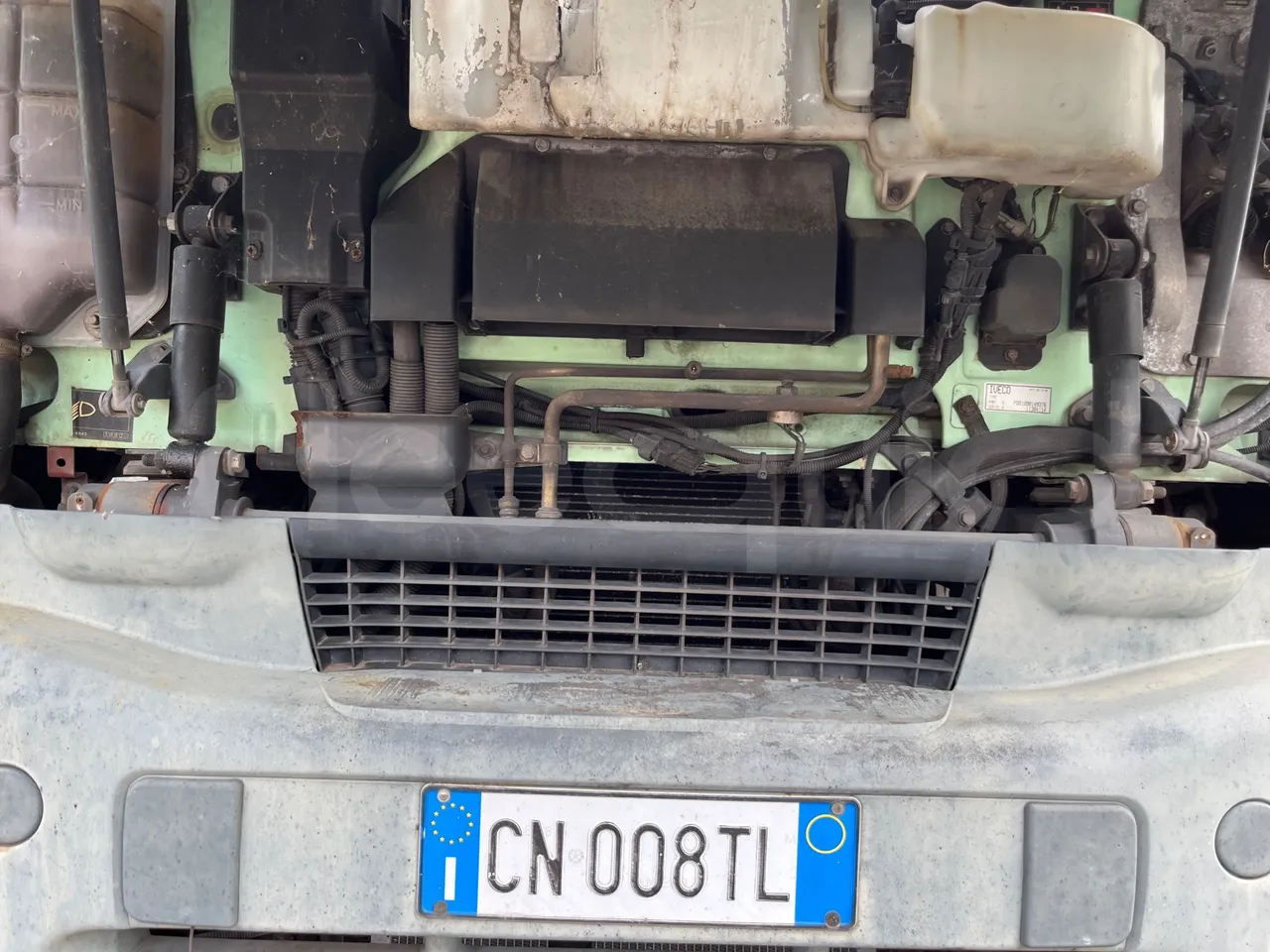Iveco Eurocargo 150 - EUR3 -154kW - 8.335m - rear hatch open (mandatory for bus to scrap)