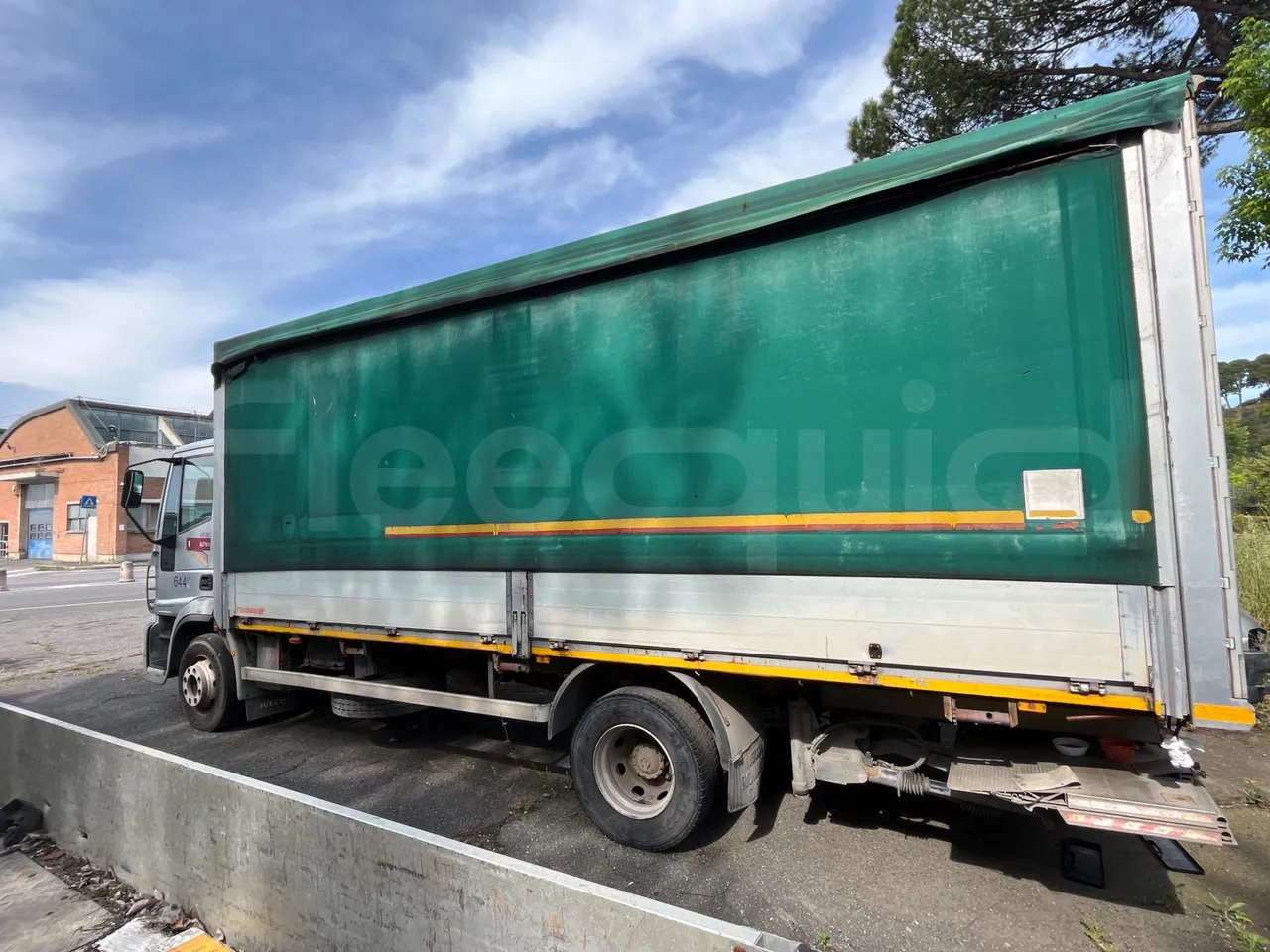 Iveco Eurocargo 150 - EUR3 -154kW - 8.335m - left side photo