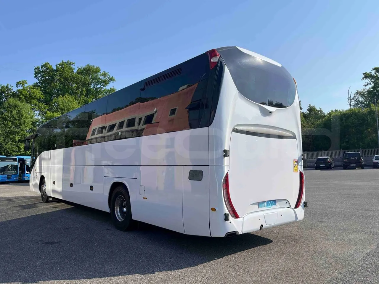 Iveco Magelys - 3/4 left rear side