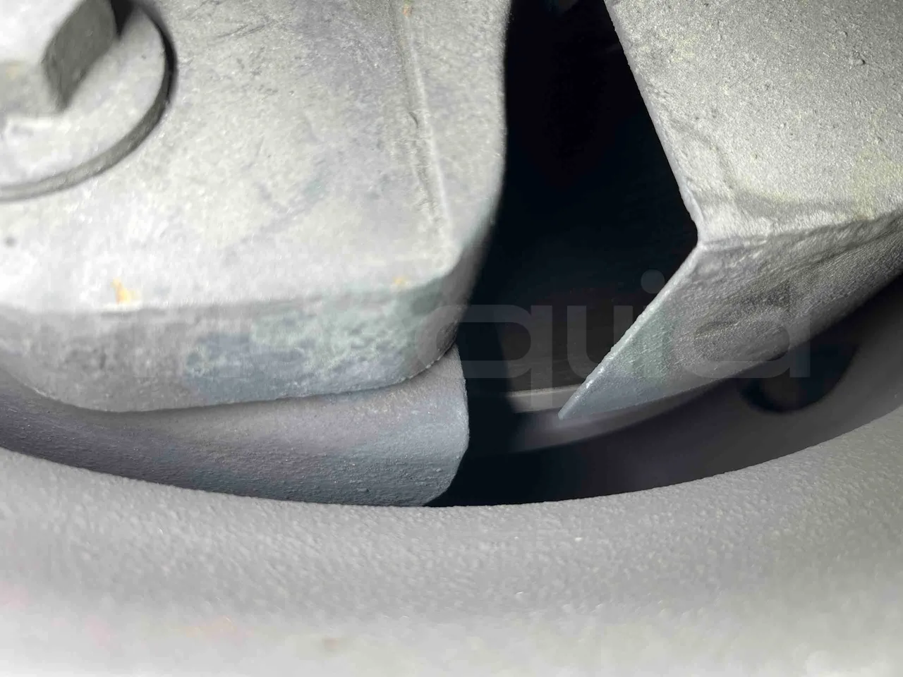 Iveco Magelys - axle 2 discs left
