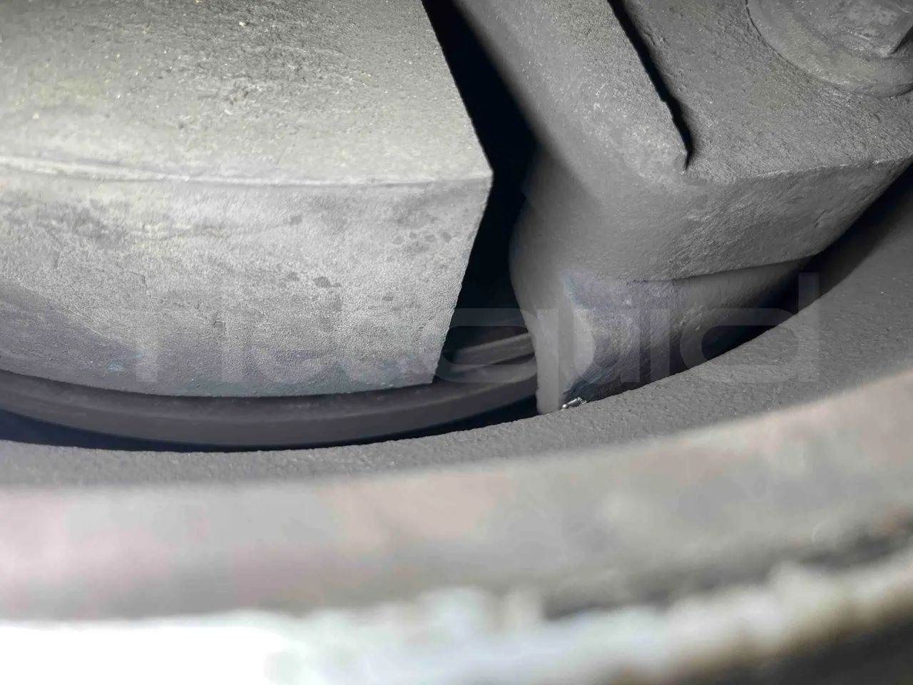 Iveco Magelys - axle 2 discs right