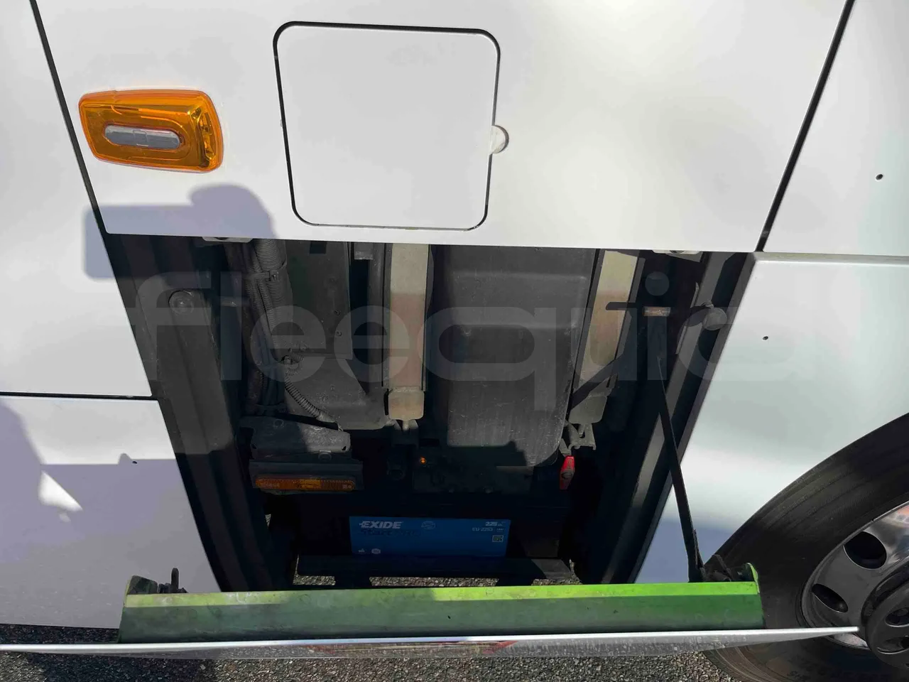 Iveco Magelys - external compartments photo