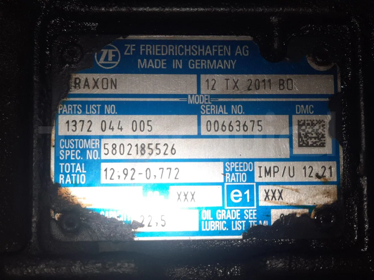 Iveco Magelys - gearbox plate photo