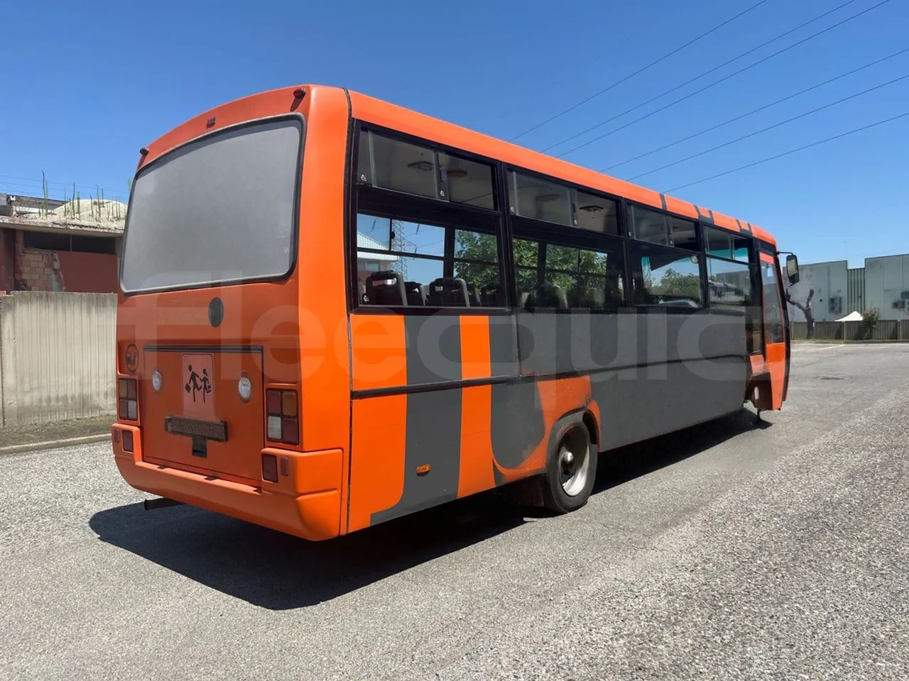 Iveco Cacciamali Tema161-2/ Euro 2 - 130 Kw - 9,195 Mt - 3/4 right rear doors open