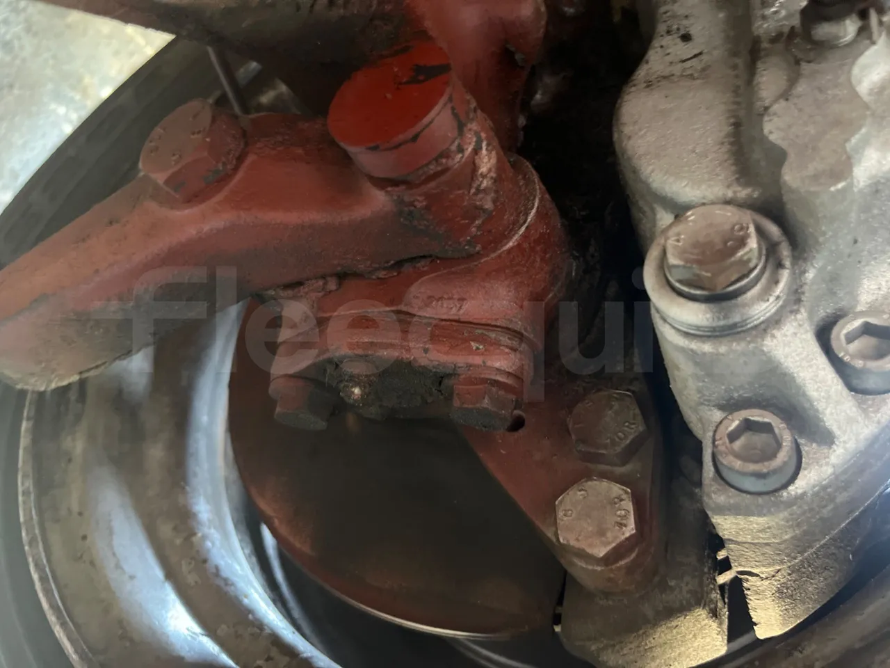 Iveco Cacciamali Tema161-2/ Euro 2 - 130 Kw - 9,195 Mt - front discs left