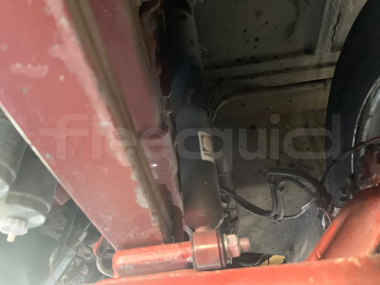 Iveco Cacciamali Tema161-2/ Euro 2 - 130 Kw - 9,195 Mt - front shock absorbers right