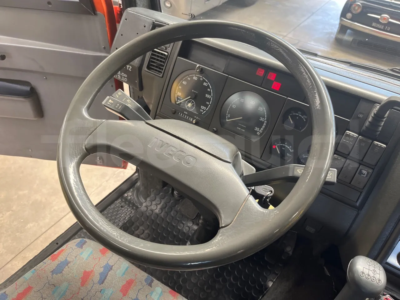 Iveco Cacciamali Tema161-2/ Euro 2 - 130 Kw - 9,195 Mt - steering wheel photo