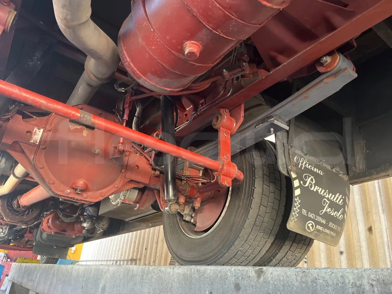 Iveco Cacciamali Tema161-2/ Euro 2 - 130 Kw - 9,195 Mt - axle 3 right side