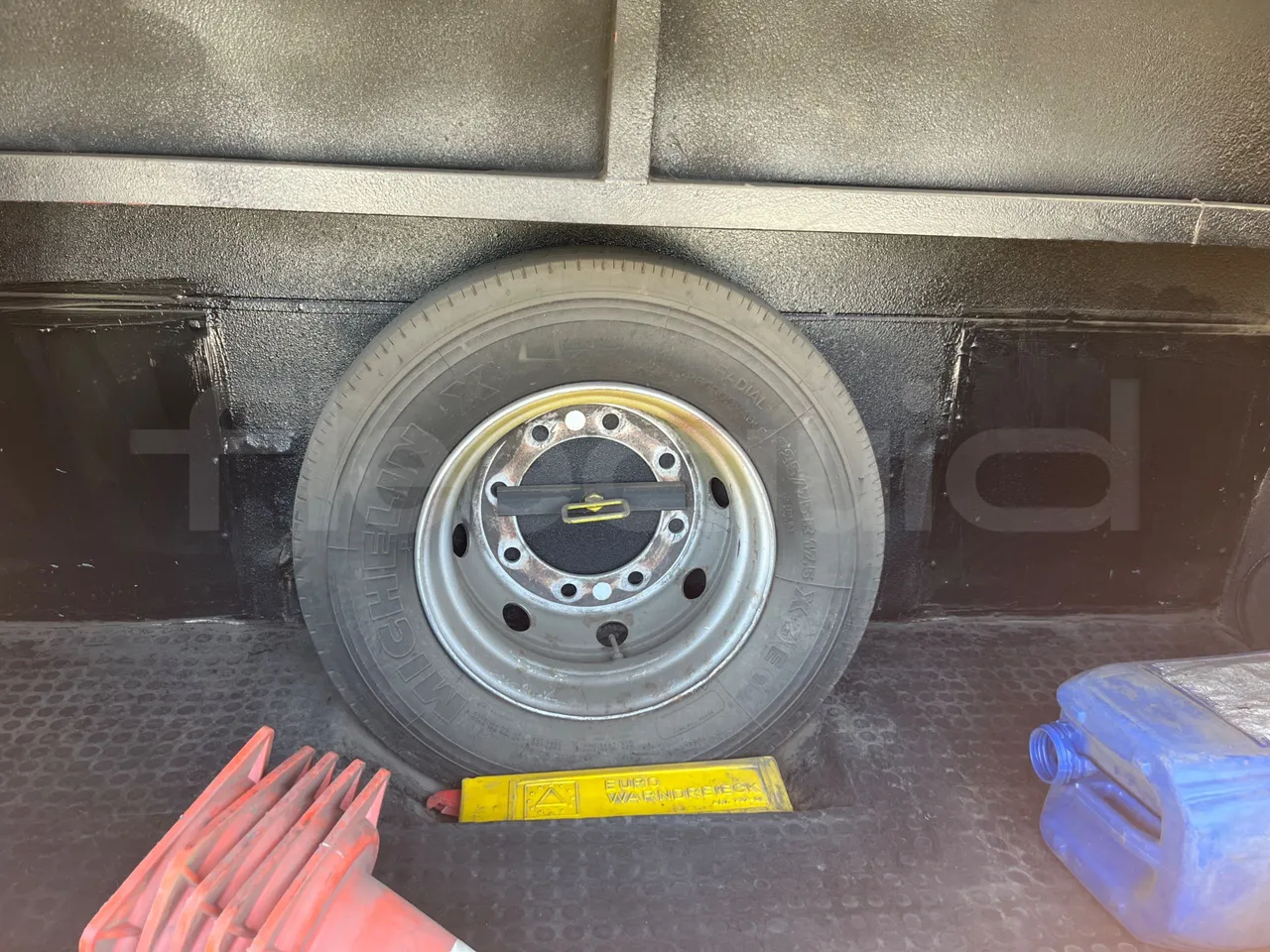 Iveco Cacciamali Tema161-2/ Euro 2 - 130 Kw - 9,195 Mt - spare wheel