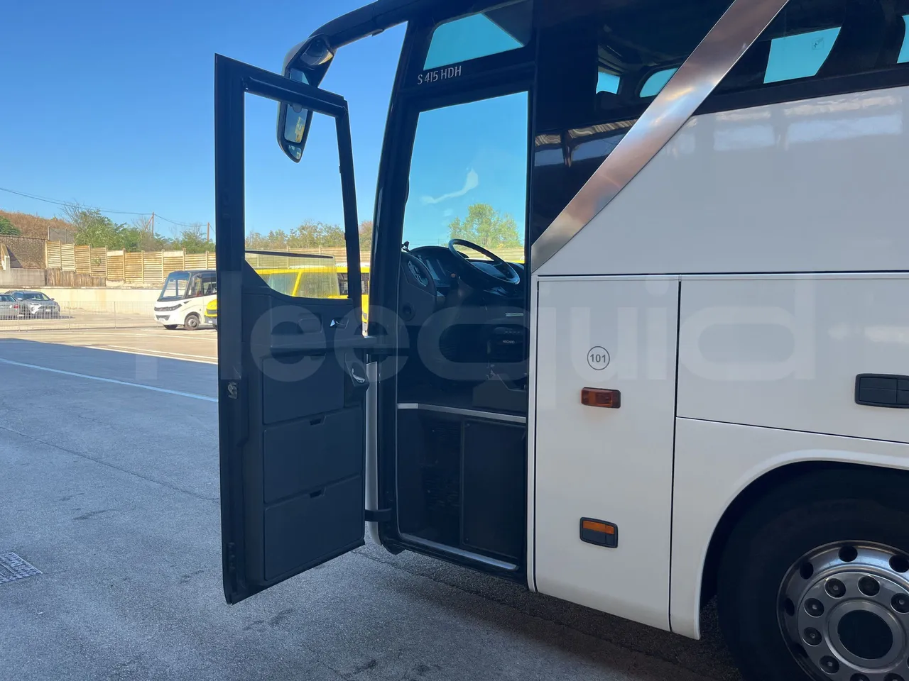 Setra S415 - Image