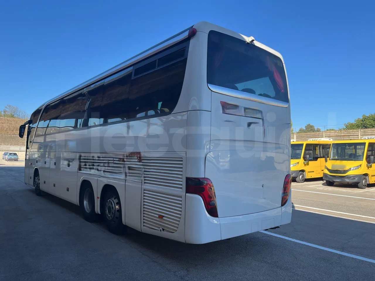 Setra S415 - 3/4 Rear Left Side