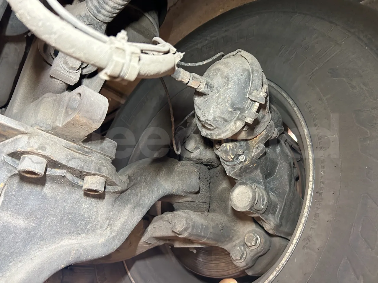 Setra S415 - Third Axle Caliper Brakes Right Side