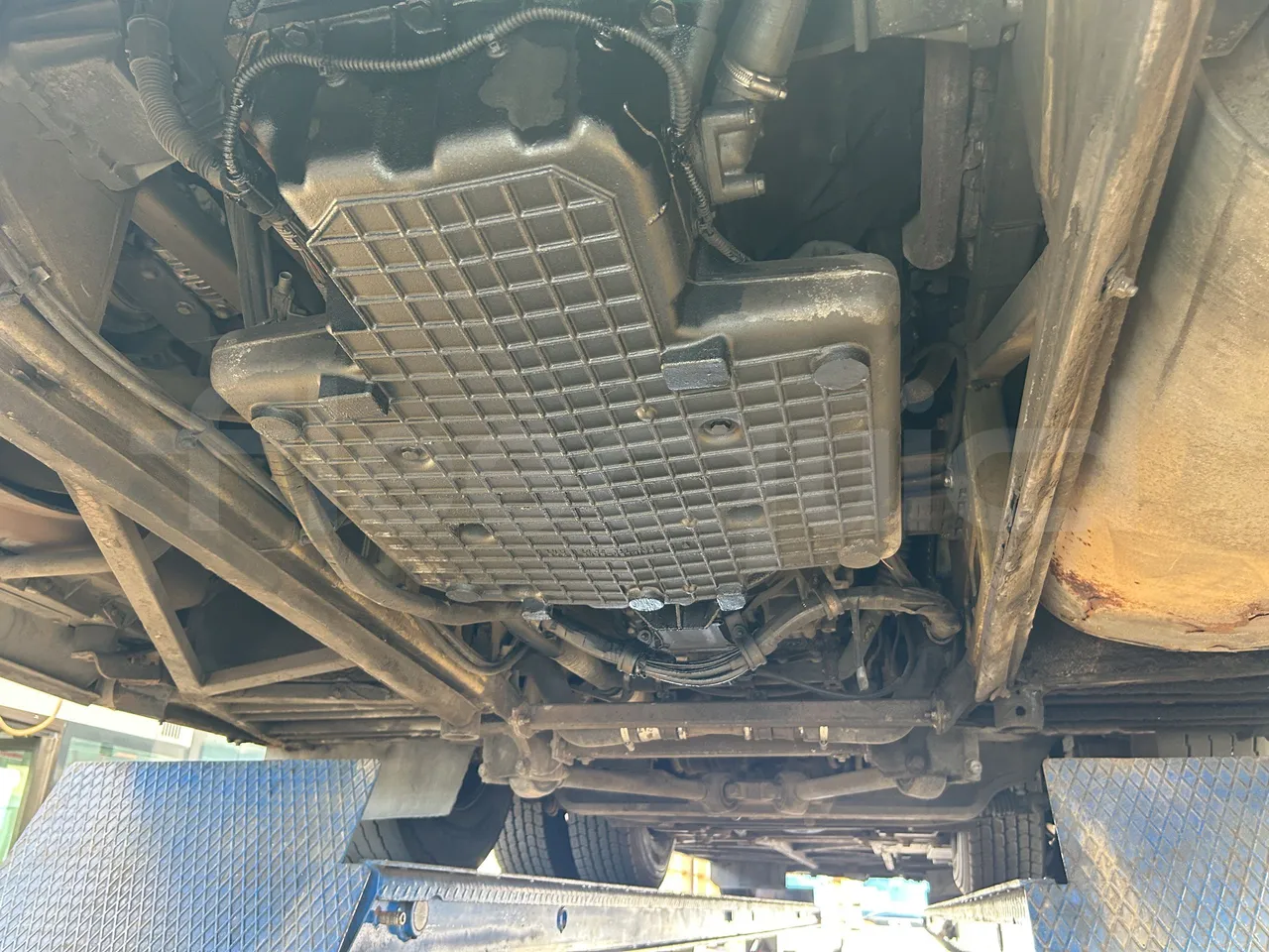 Setra S415 - Engine Without Protection