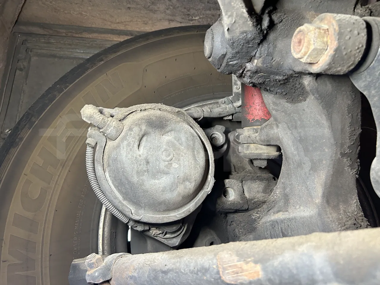 Setra S415 - First Axle Brake Calipers Right Side