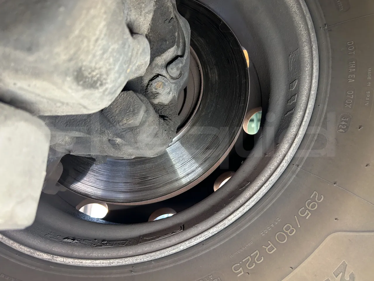 Setra S415 - First Axle Discs Right Side
