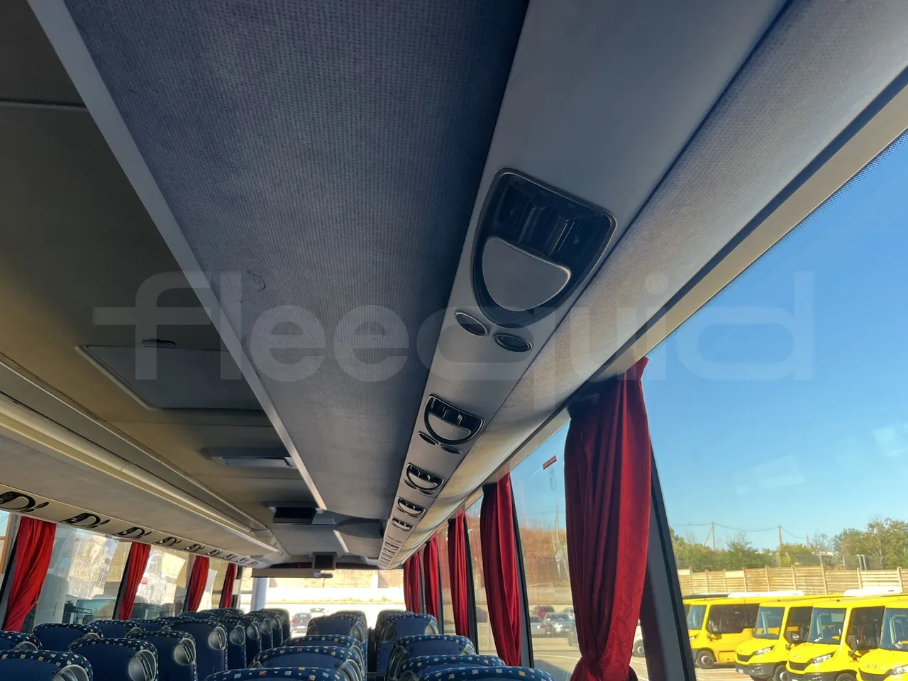 Setra S415 - Roof Hatch 3