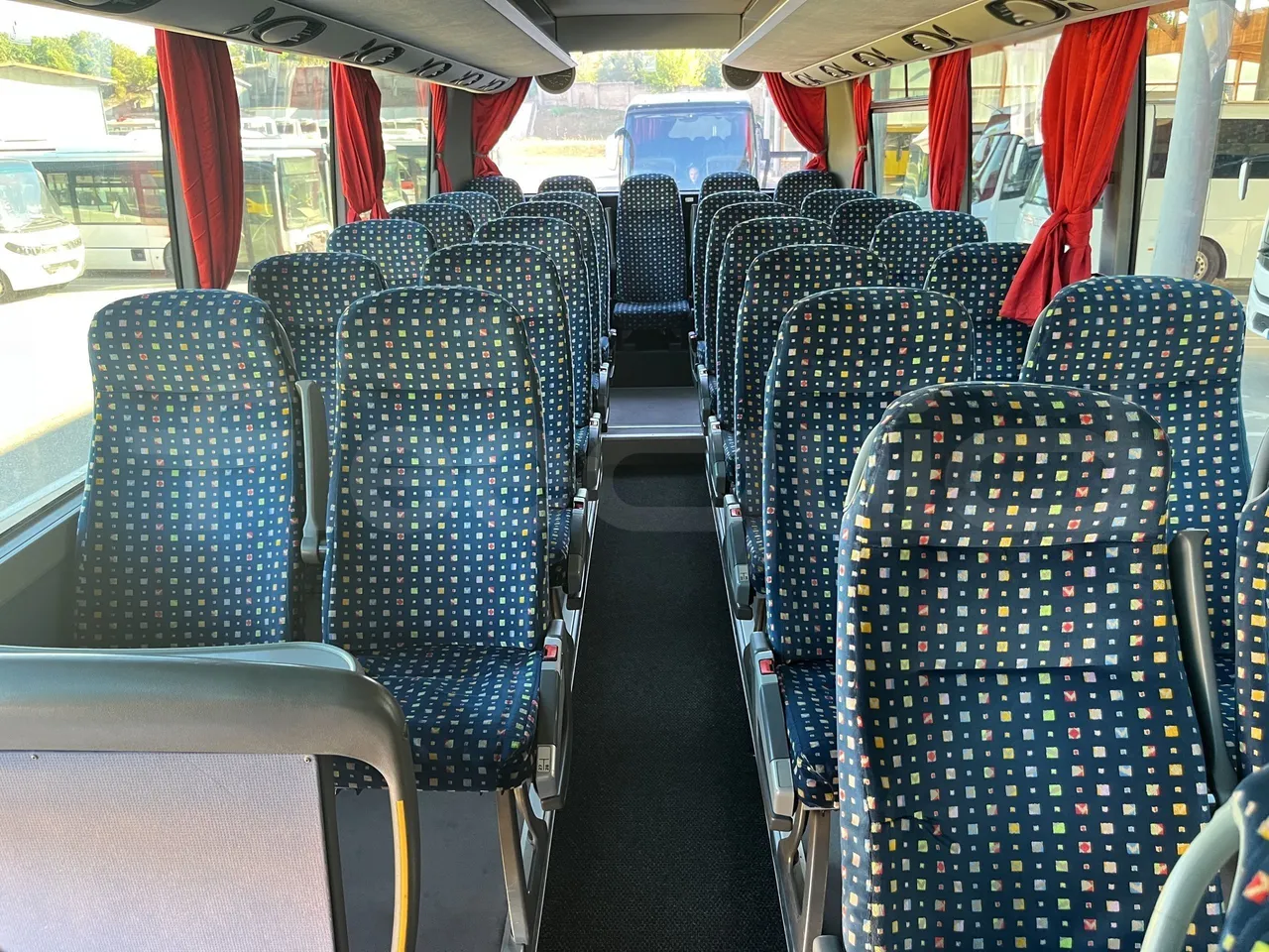 Setra S415 - Reverse Seats From Middle Position
