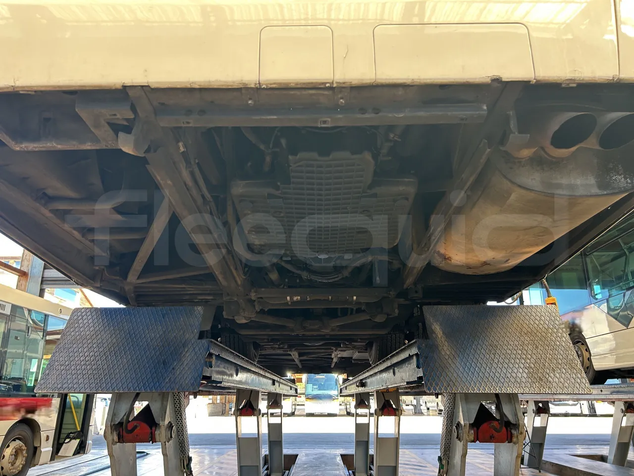 Setra S415 - Rear Undercarriage
