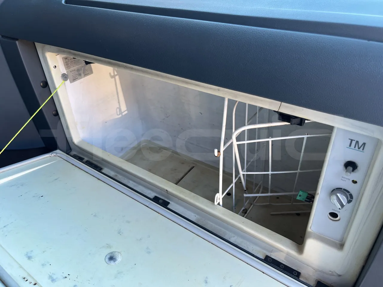 Setra S415 - Refrigerator