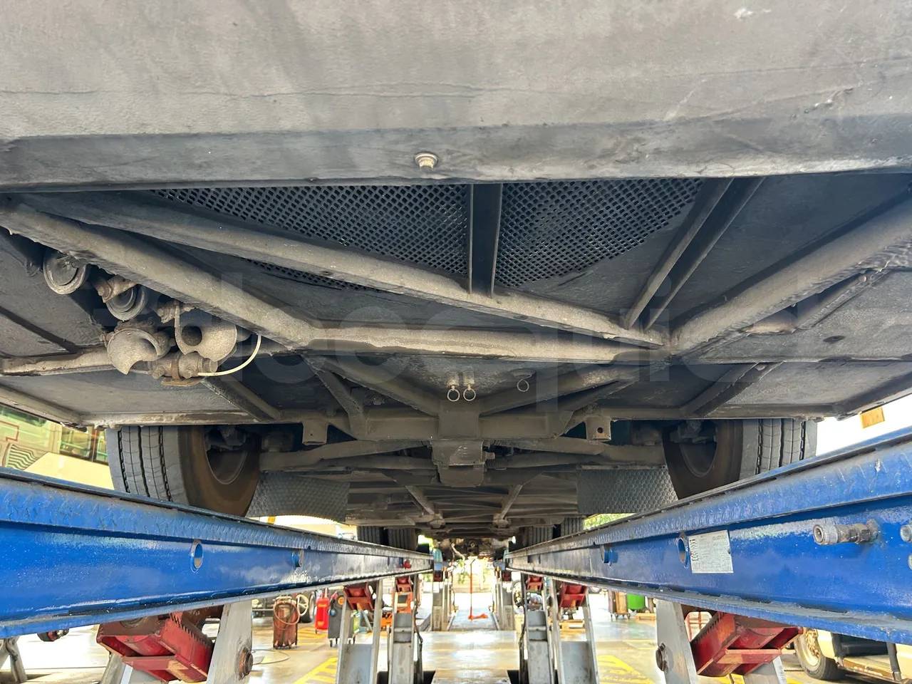 Setra S415 - Front Undercarriage