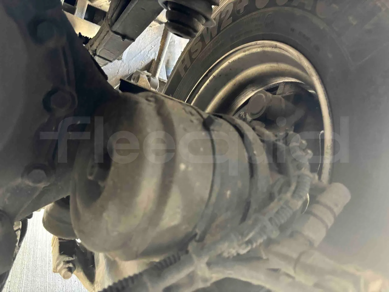 Setra S531 - axle 2 caliper brakes right
