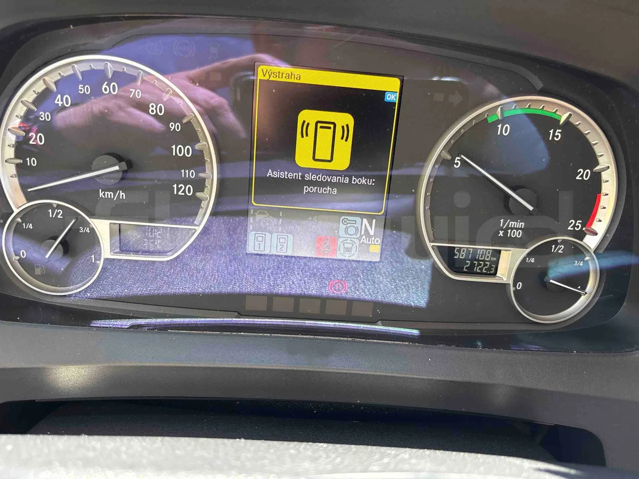Setra S531 - dashboard lights on