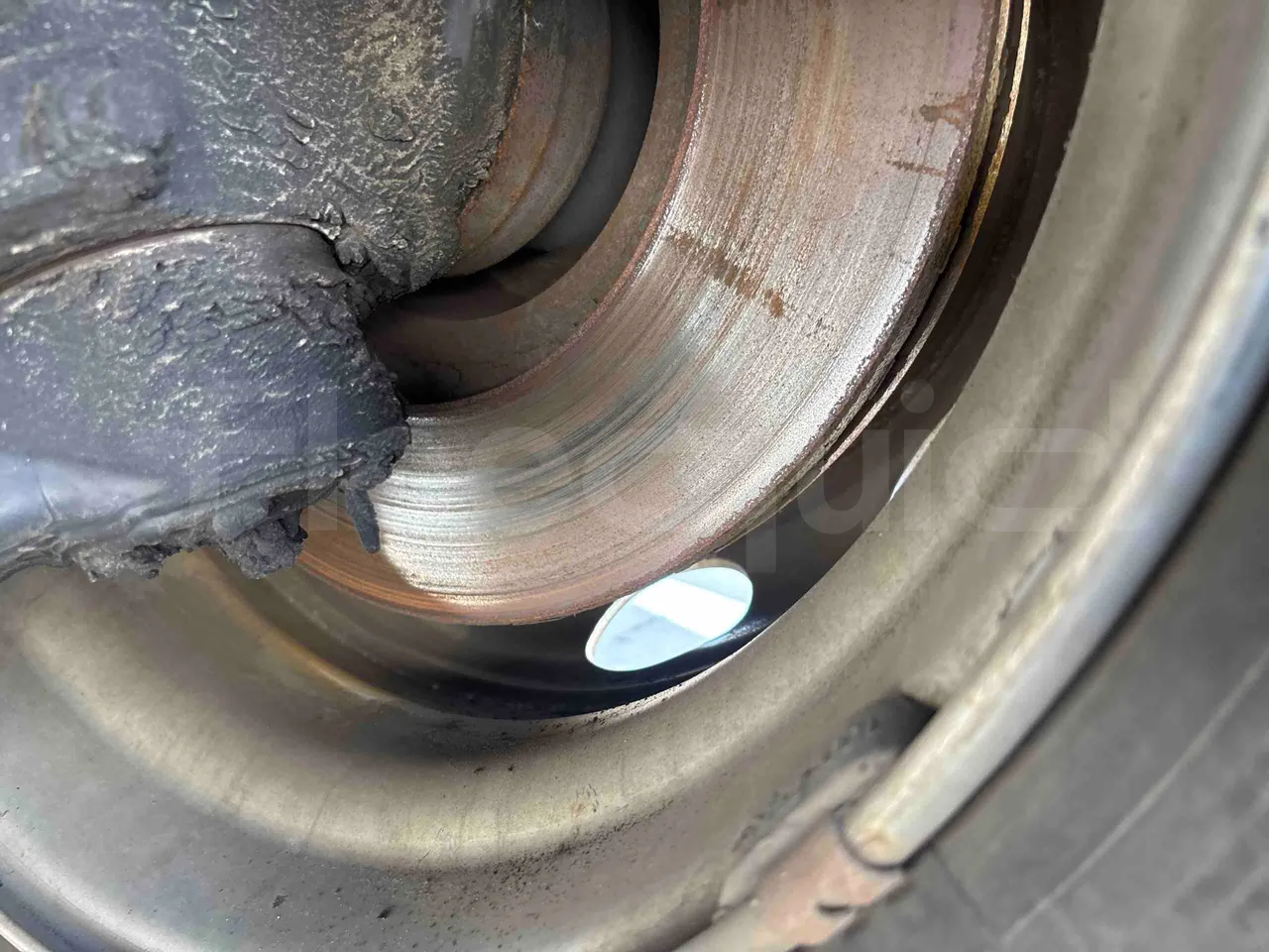 Setra S531 - front discs left