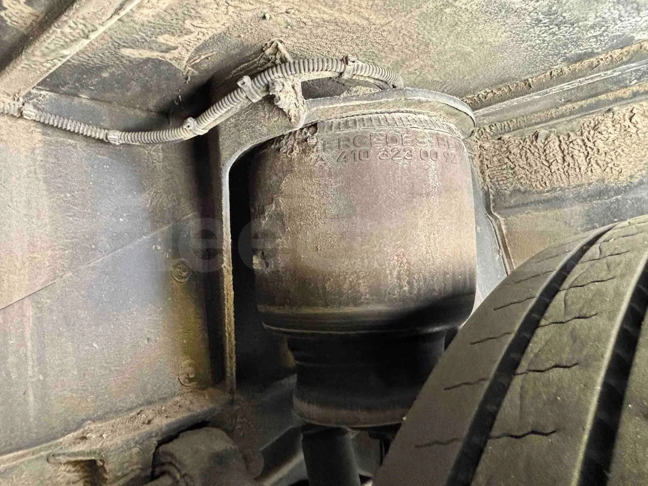 Setra S531 - axle 3 air springs 1 left