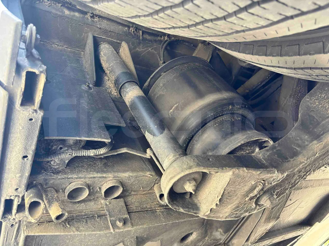 Setra S531 - axle 2 shock absorbers 1 left