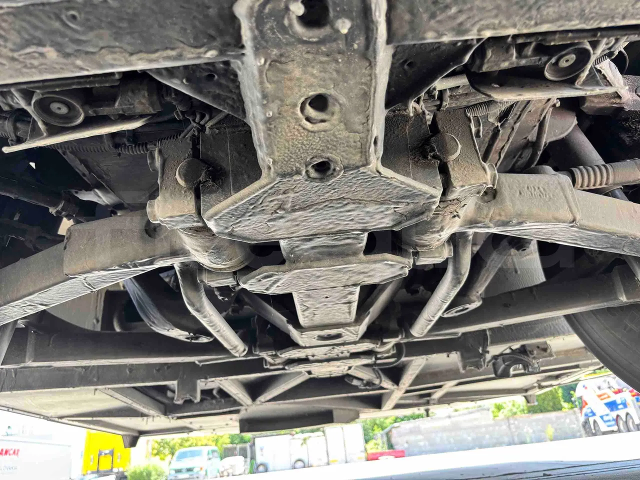 Setra S531 - front axle central