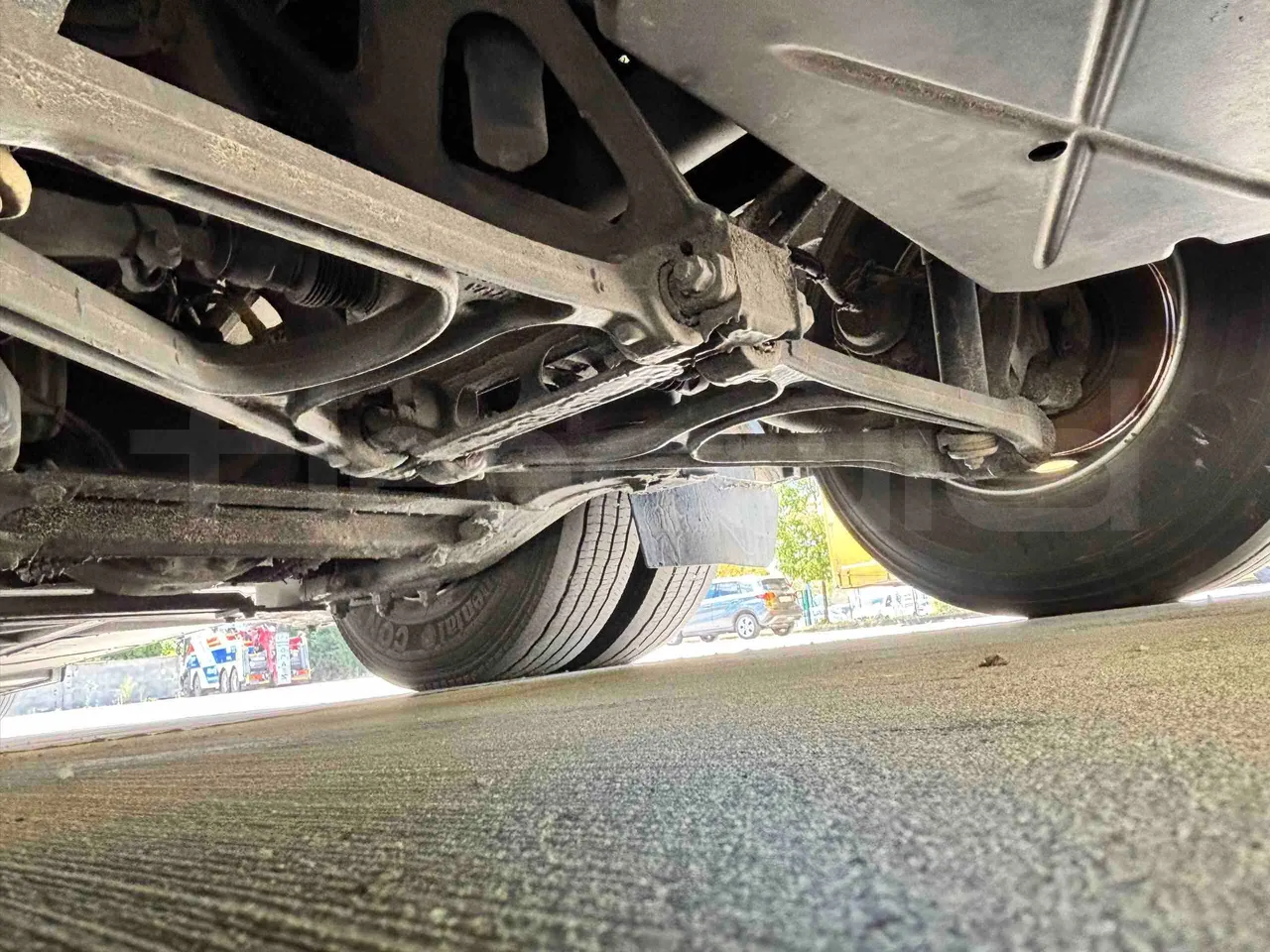 Setra S531 - axle 3 left side