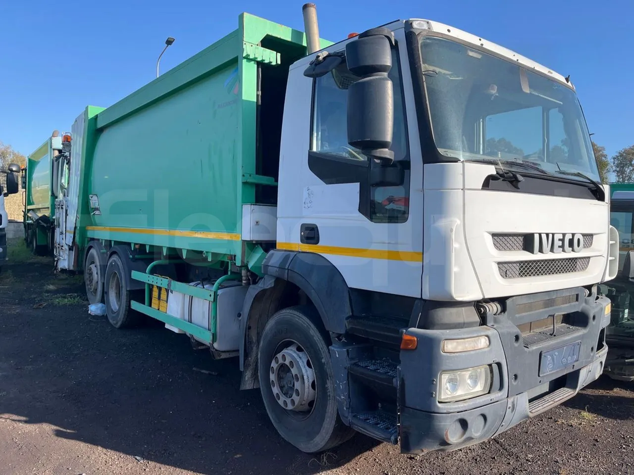 Iveco Magirus A260S/E4 - Euro5 - 243kW - 9.755mt - 3/4 front right doors