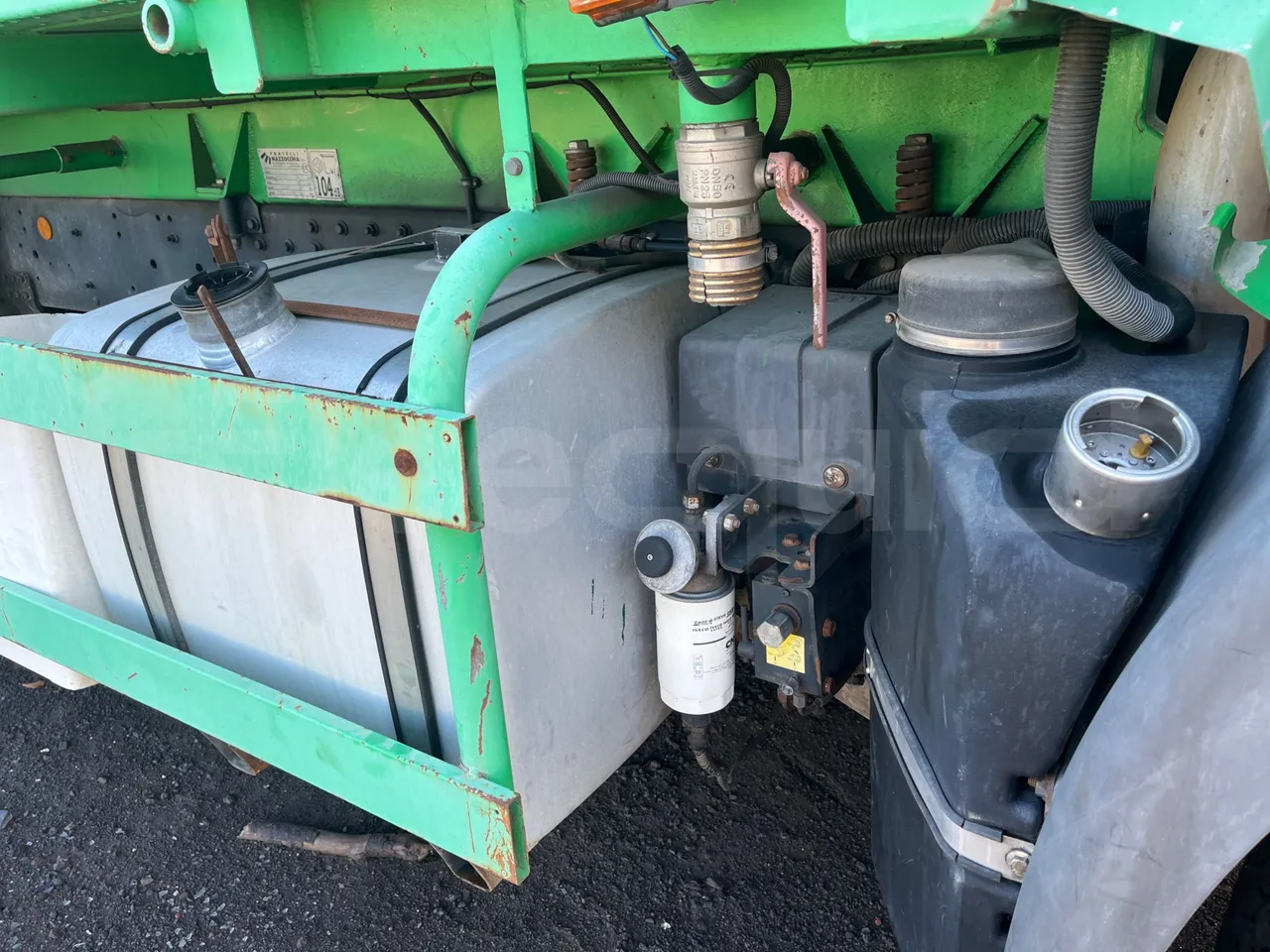 Iveco Magirus A260S/E4 - Euro5 - 243kW - 9.755mt - preheater webasto photo