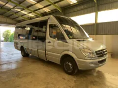 Mercedes-Benz Sprinter 518 CDI - EUR4/135Kw/7.34 Mt - 3/4 front right doors (mandatory for bus to scrap)