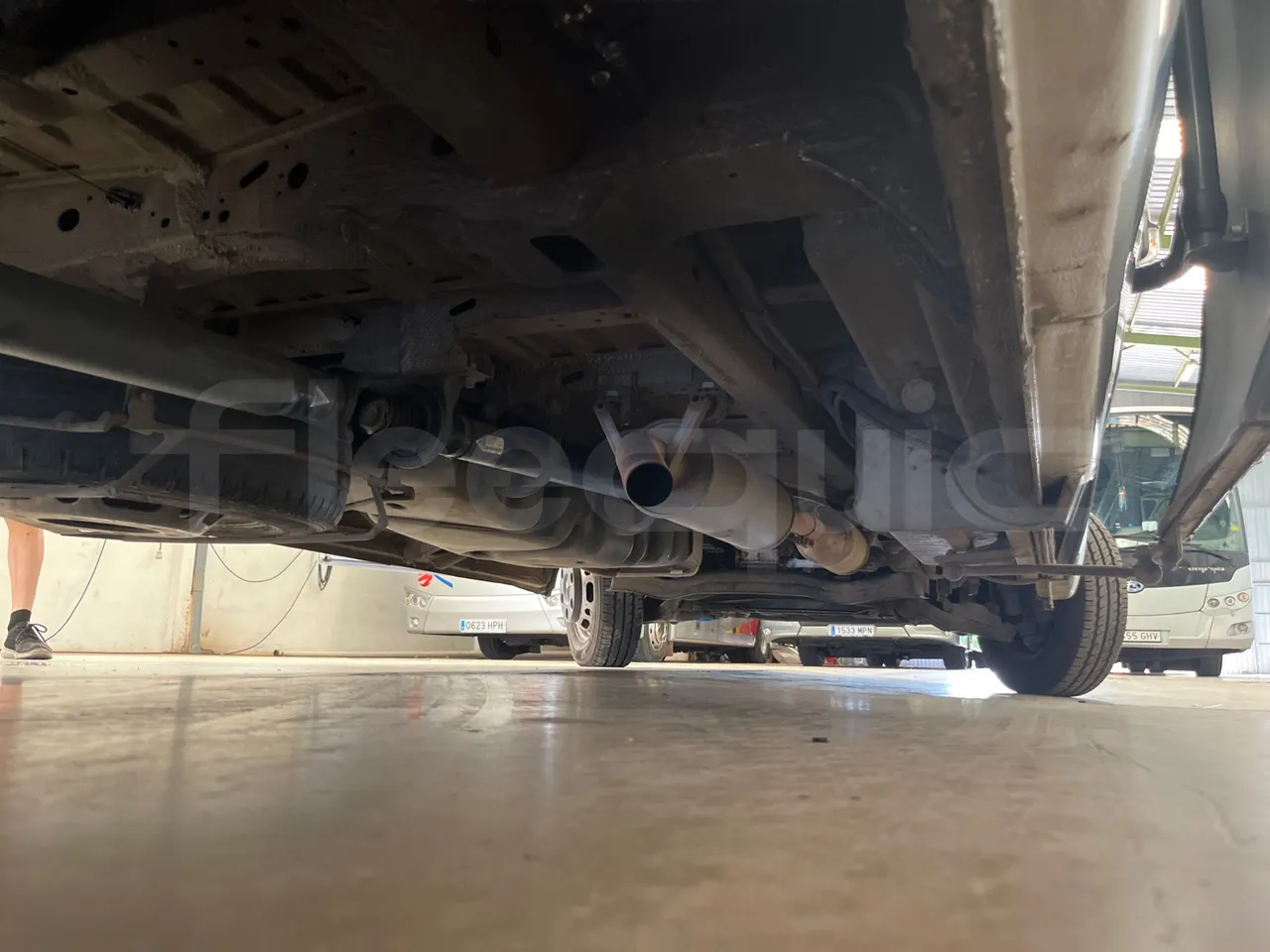 Mercedes-Benz Sprinter 518 CDI - EUR4/135Kw/7.34 Mt - driveshaft photo