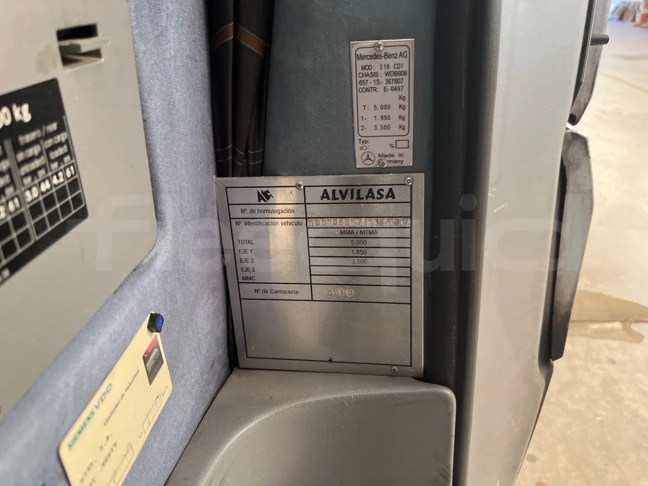 Mercedes-Benz Sprinter 518 CDI - EUR4/135Kw/7.34 Mt - vehicle plate photo
