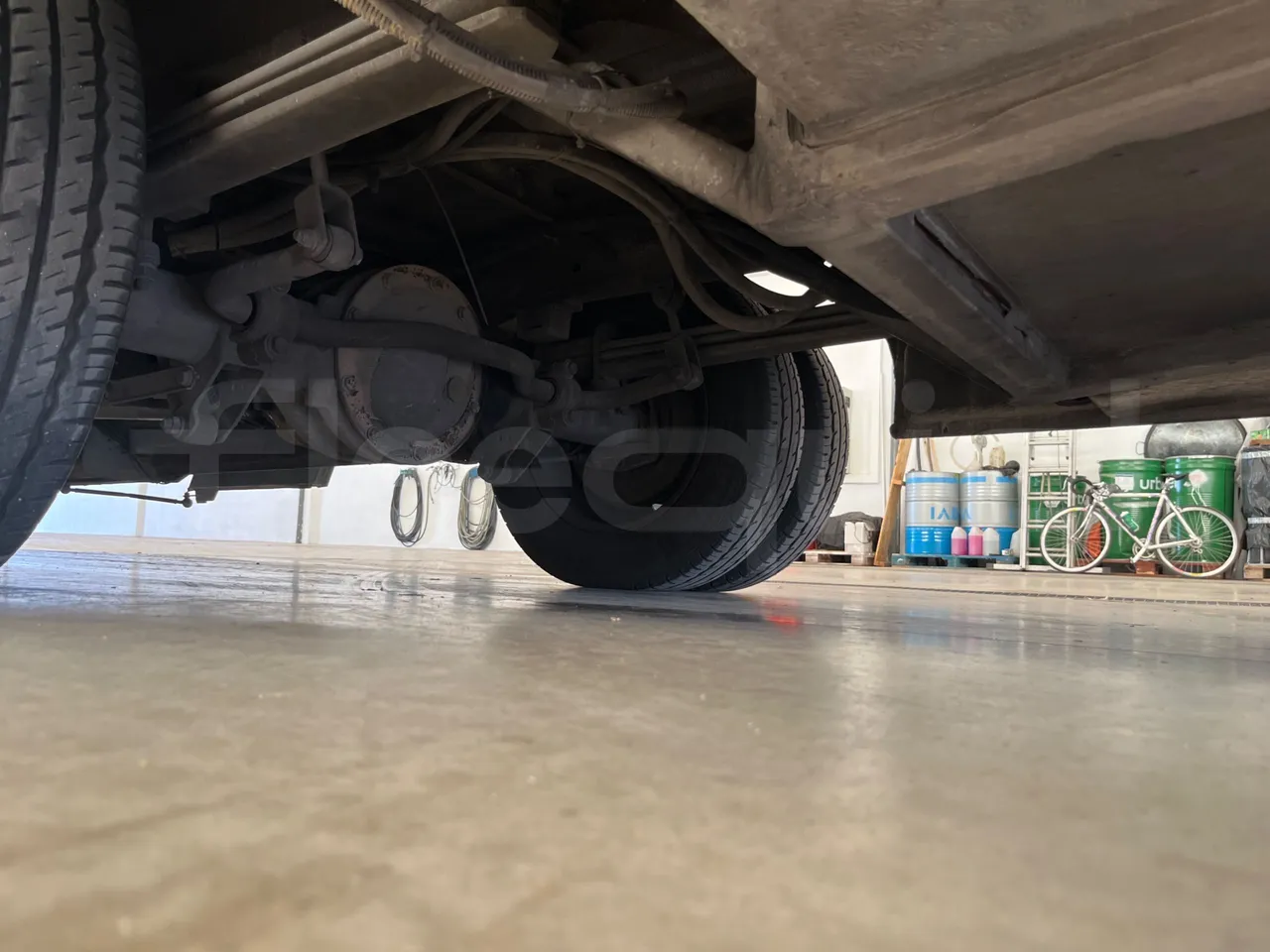 Mercedes-Benz Sprinter 518 CDI - EUR4/135Kw/7.34 Mt - axle 3 right side