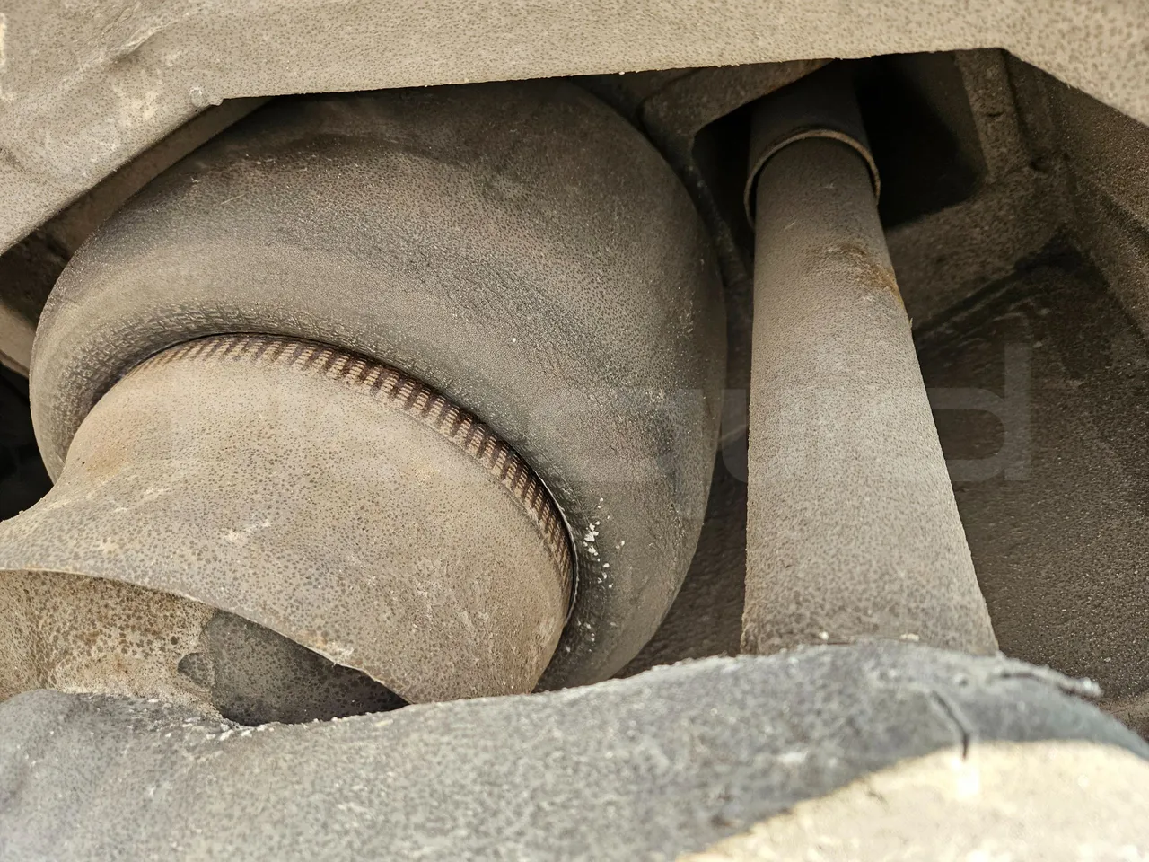 Setra S416 GT-HD/2 - EUR5 - 315kW - 13.020m - axel 2 air springs 2 right