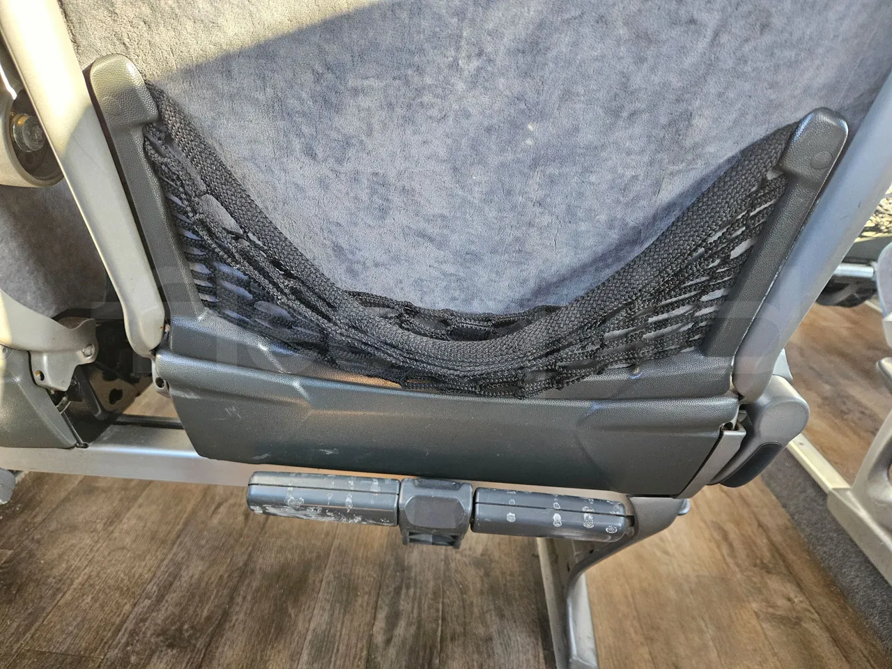 Setra S416 GT-HD/2 - EUR5 - 315kW - 13.020m - mesh detail photo