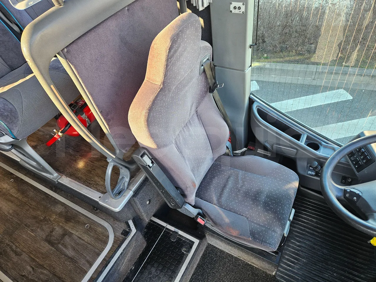 Setra S416 GT-HD/2 - EUR5 - 315kW - 13.020m - driver's seat photo