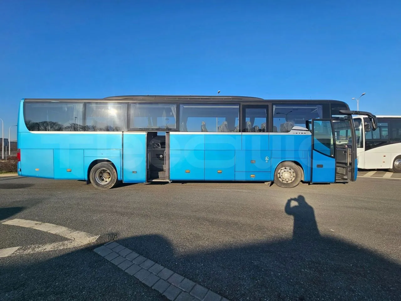 Setra S416 GT-HD/2 - EUR5 - 315kW - 13.020m - right side doors open